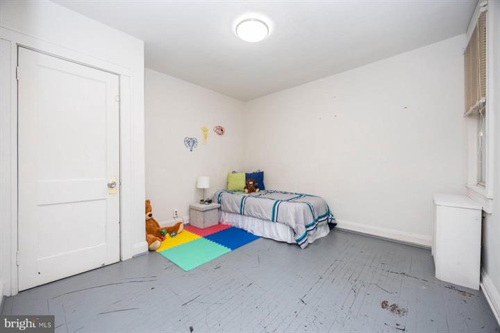 3237 Dudley Avenue — Photo 11